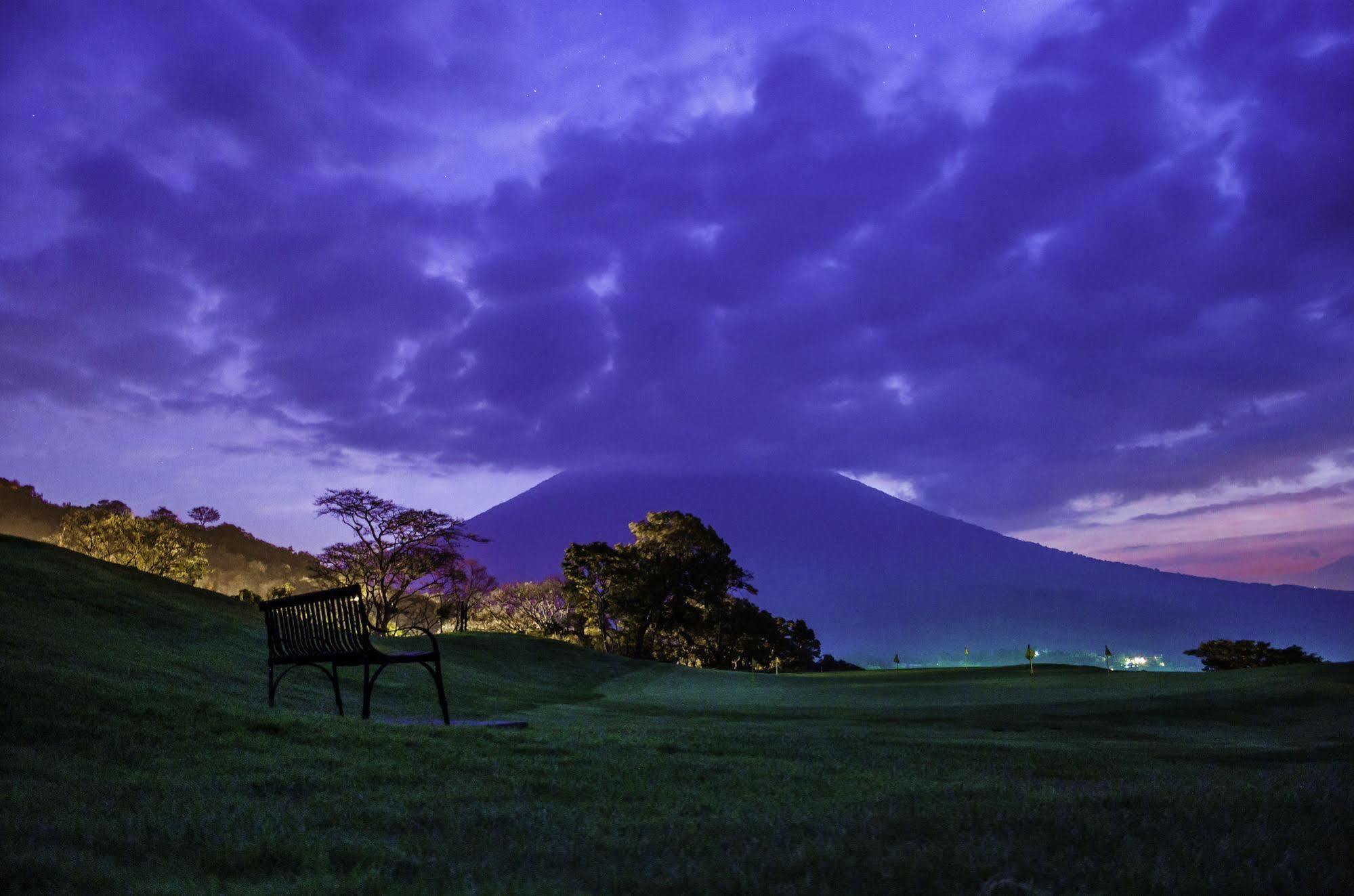 Hotel La Reunion Golf Resort And Residences 안티구아 과테말라 외부 사진