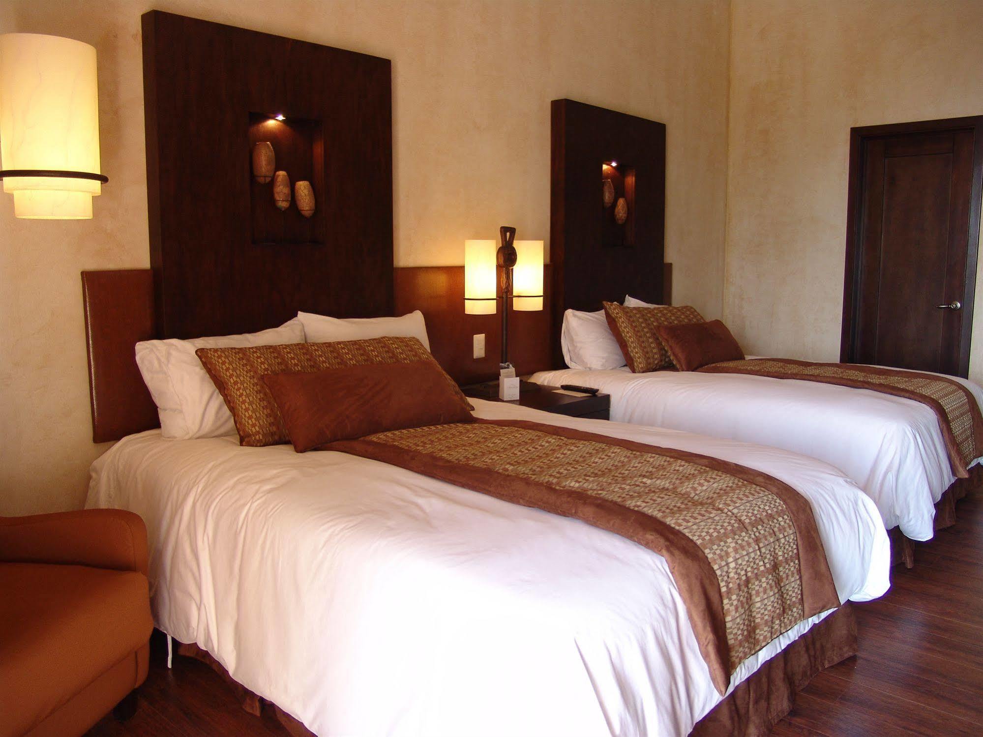 Hotel La Reunion Golf Resort And Residences 안티구아 과테말라 외부 사진
