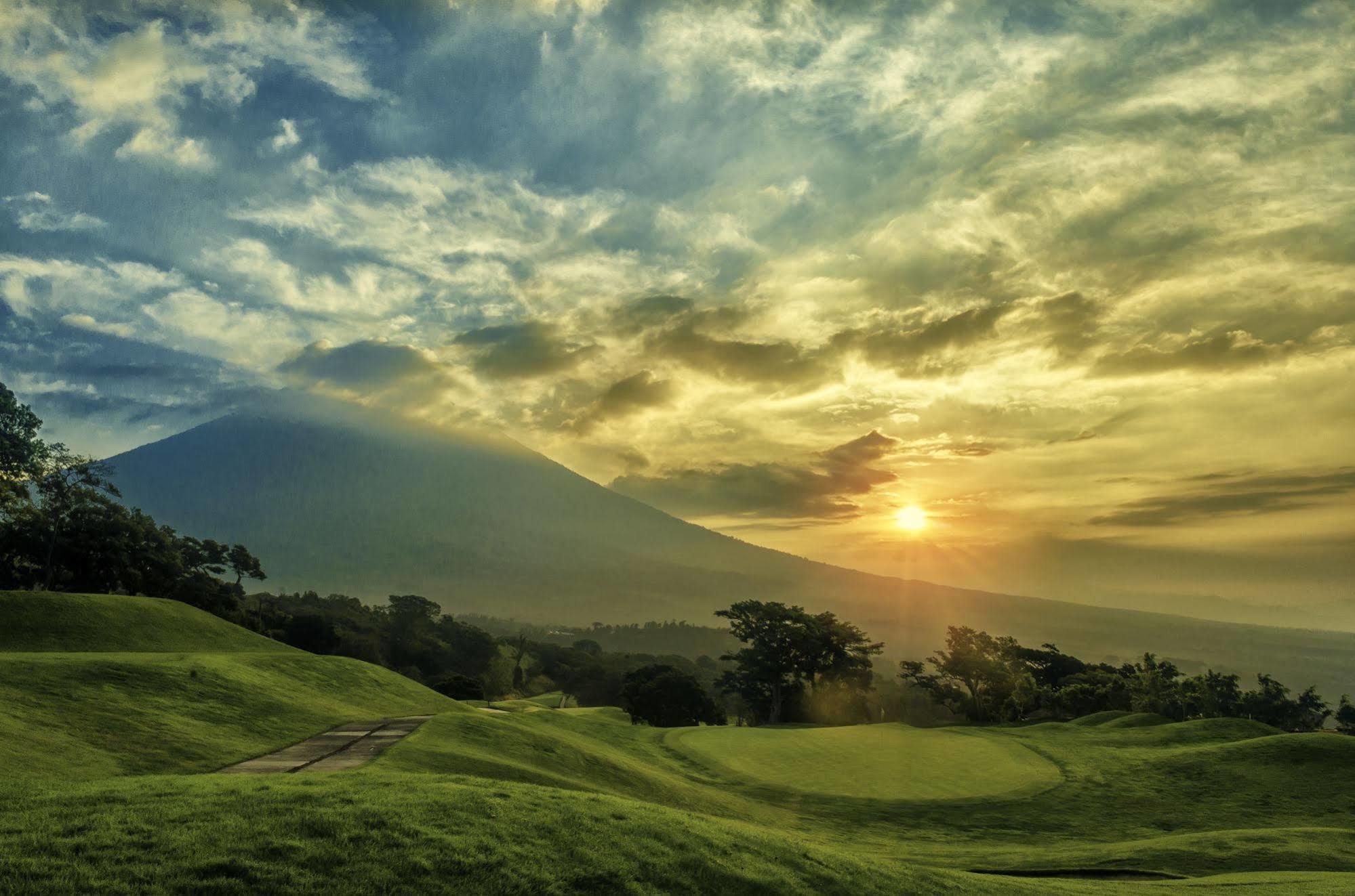 Hotel La Reunion Golf Resort And Residences 안티구아 과테말라 외부 사진